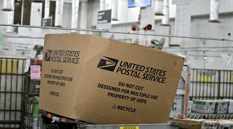 Has anyone had a Usps express mail package delayed and stuck in processing  facility? : r/usps_complaints